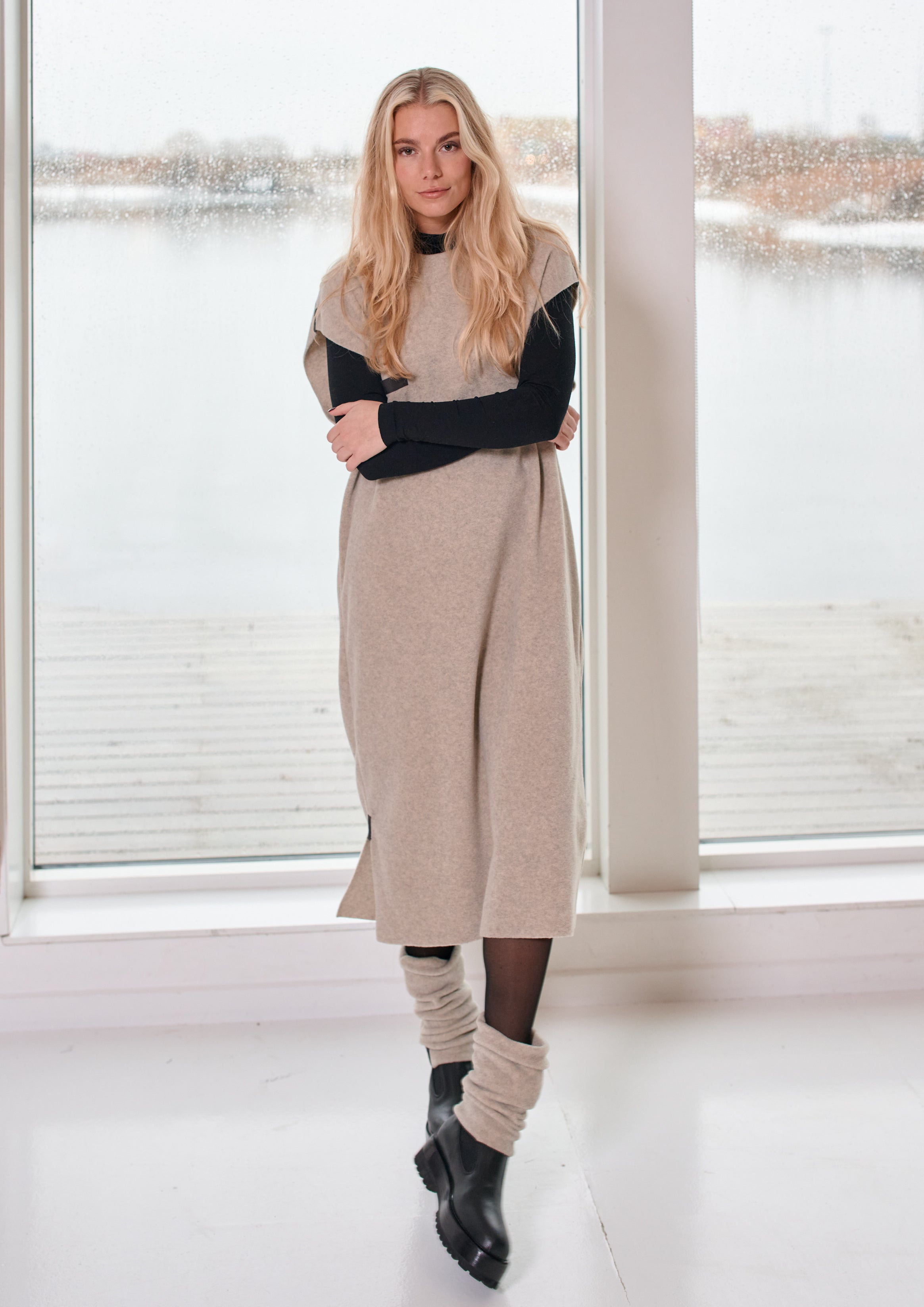 HENRIETTE STEFFENSEN COPENHAGEN BEINSTULPEN - 4087 ANKEL WARMERS SAND 805