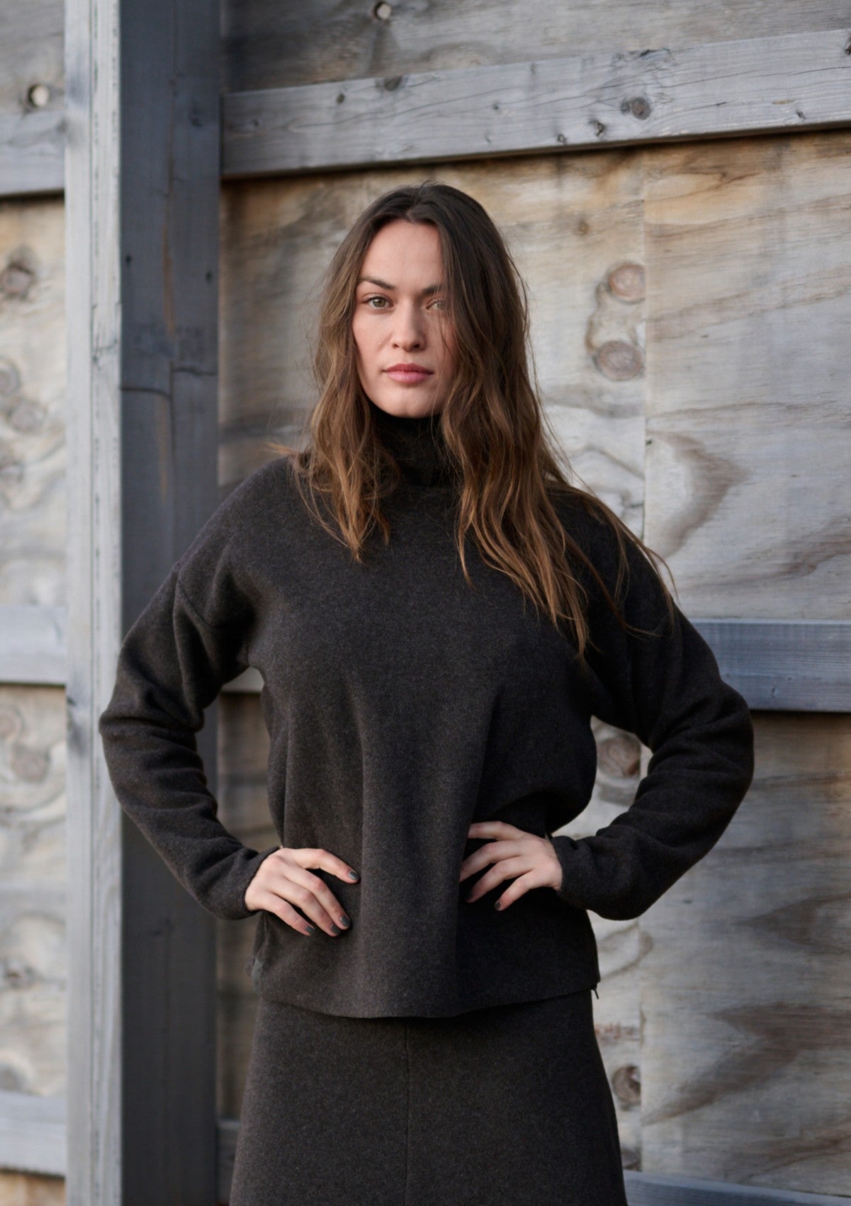 HENRIETTE STEFFENSEN COPENHAGEN BLUSE HOHER KRAGEN - 1360 BLUSER CHOKOLATE 844