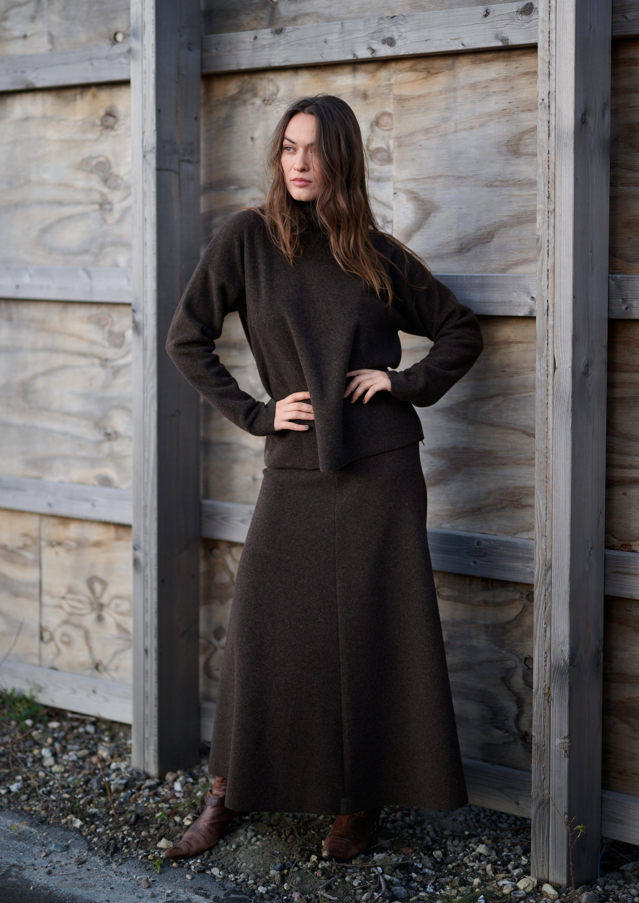 HENRIETTE STEFFENSEN COPENHAGEN BLUSE HOHER KRAGEN - 1360 BLUSER CHOKOLATE 844