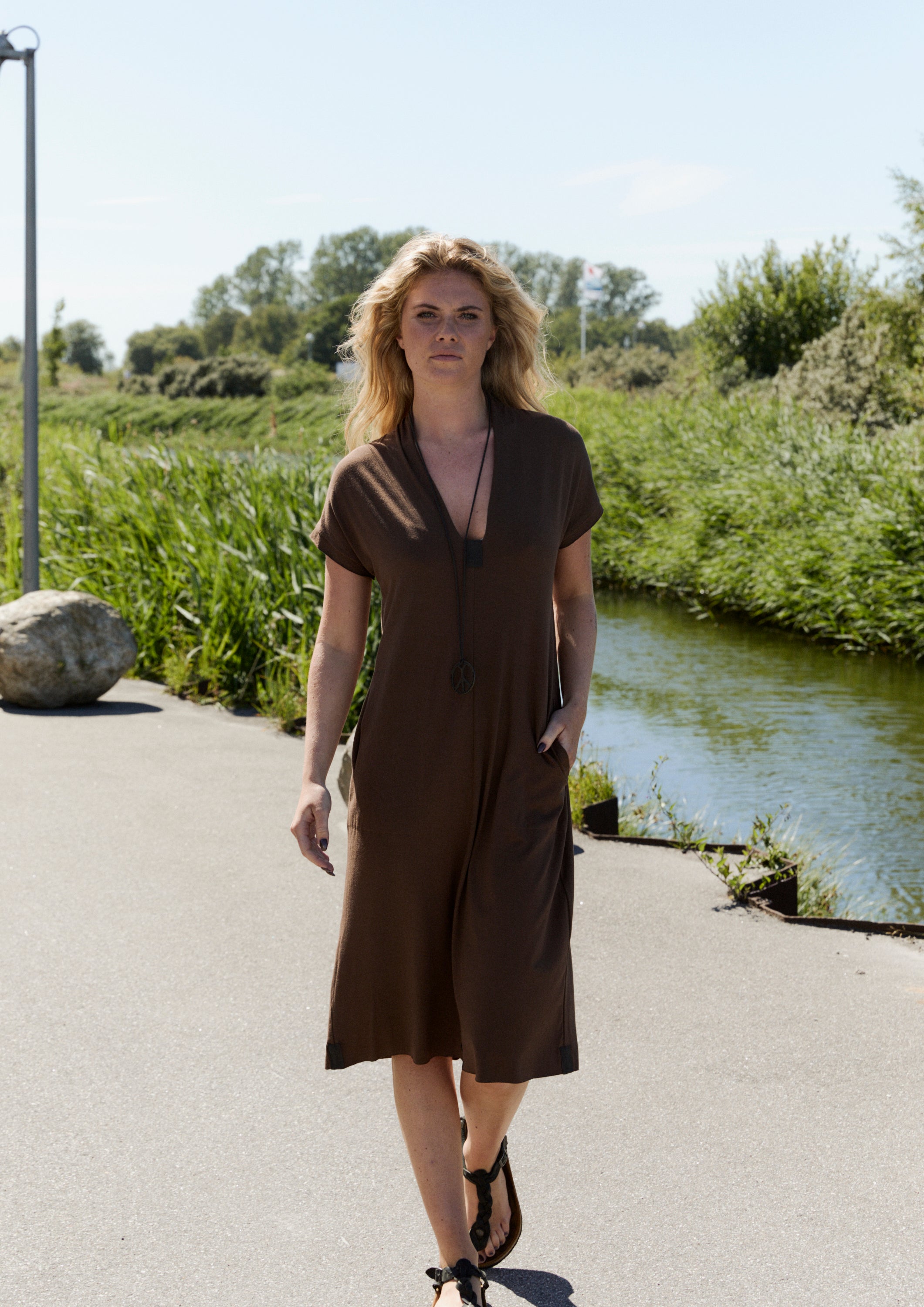 HENRIETTE STEFFENSEN COPENHAGEN BLUSE V-AUSSCHNITT - 98068 KJOLER CHOCOLATE 844