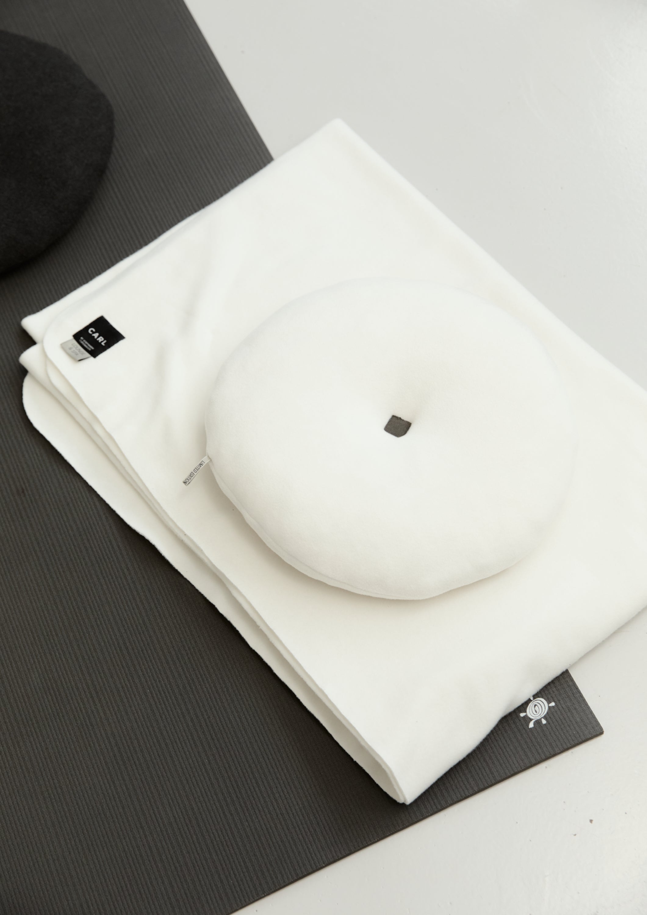 CARL BY STEFFENSEN COPENHAGEN DECKE GROSS CARL - 1007C HOME OFF WHITE 802