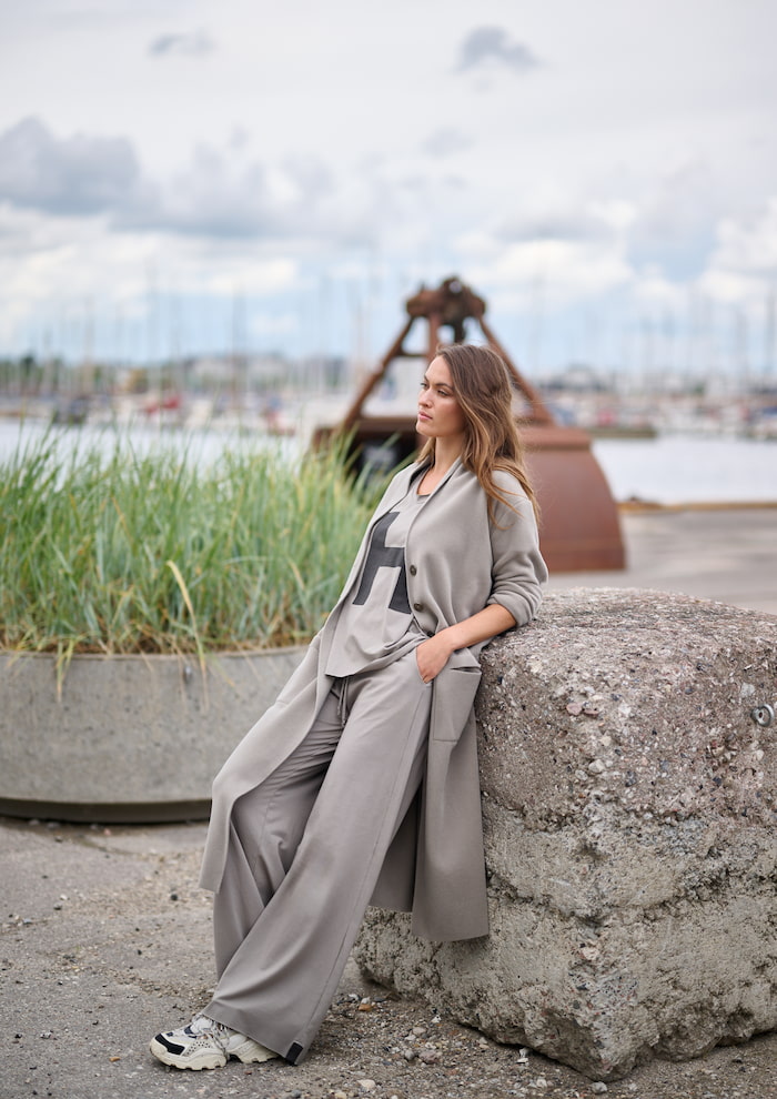 HENRIETTE STEFFENSEN COPENHAGEN LANGER CARDIGAN - 7162 CARDIGANS ELEPHANT 654