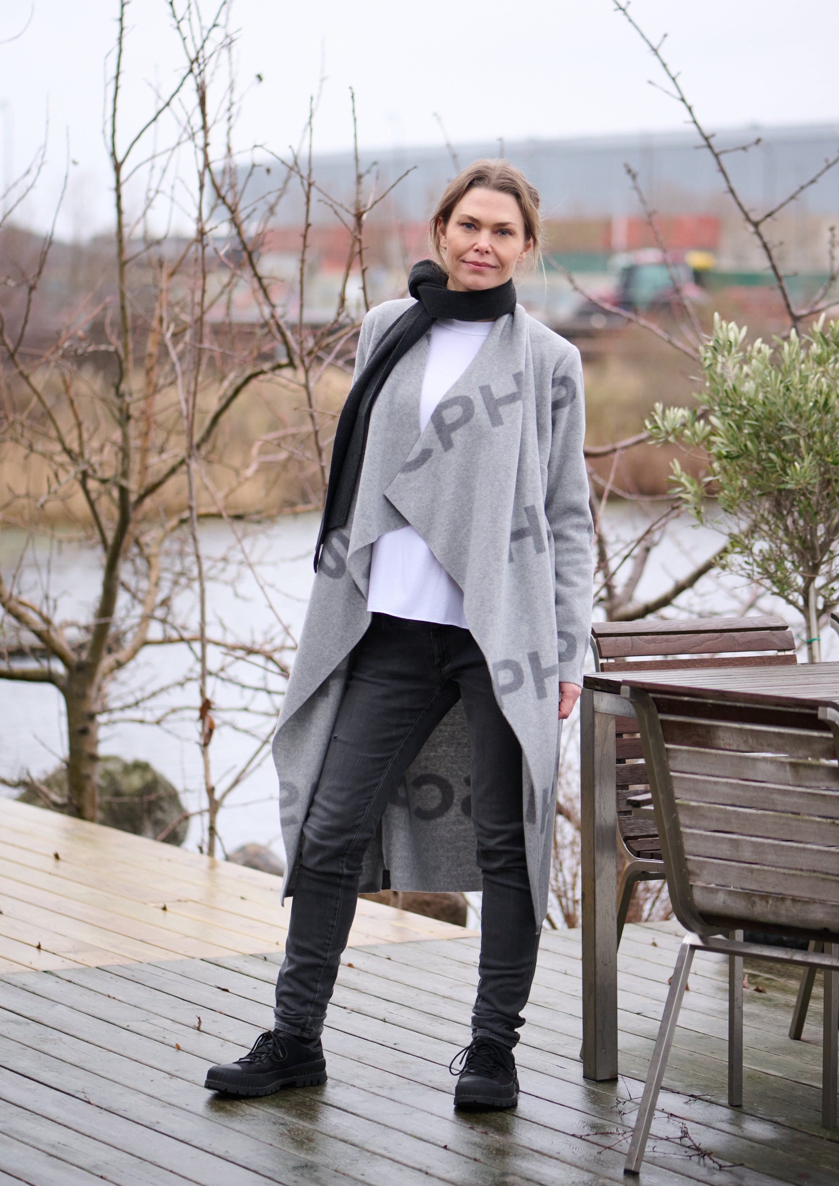 HENRIETTE STEFFENSEN COPENHAGEN LANGE CARDIGAN M/ "WASSERFALL" - 7131P CARDIGANS HSCPH PRINT 793