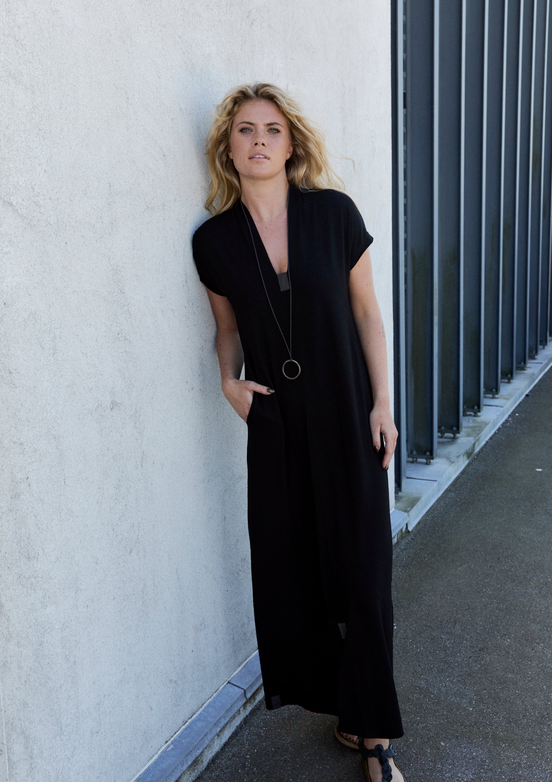 HENRIETTE STEFFENSEN COPENHAGEN LANGE KLEID V-AUSSCHNITT - 98067 KJOLER BLACK 900