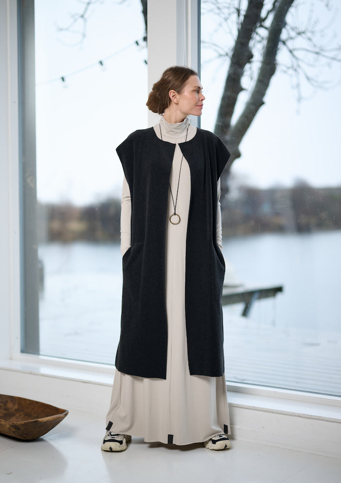 HENRIETTE STEFFENSEN COPENHAGEN LANGE WESTE - 7169 VESTS SOFT BLACK 914