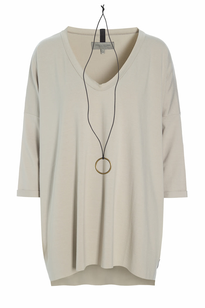 HENRIETTE STEFFENSEN COPENHAGEN OVERSIZED BLUSE V-AUSSCHNITT - 96078 BLUSER KIT 831