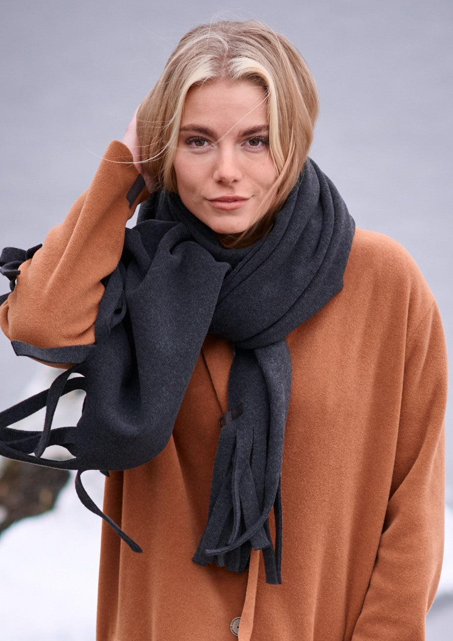 HENRIETTE STEFFENSEN COPENHAGEN SCHAL MIT FRANSEN - 4077 SCARFS SOFT BLACK 914