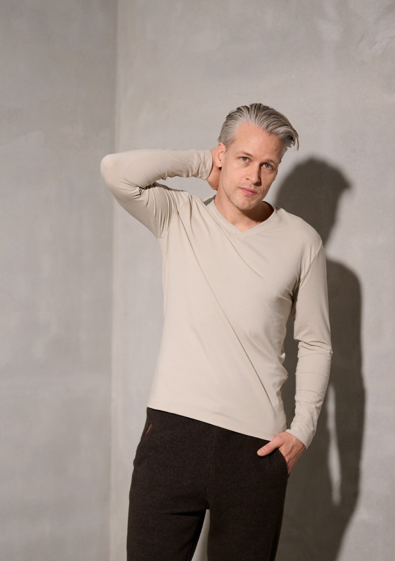 CARL BY STEFFENSEN COPENHAGEN T-SHIRT V-AUSSCHNITT LANGARM - 1021C T-SHIRTS KIT 831