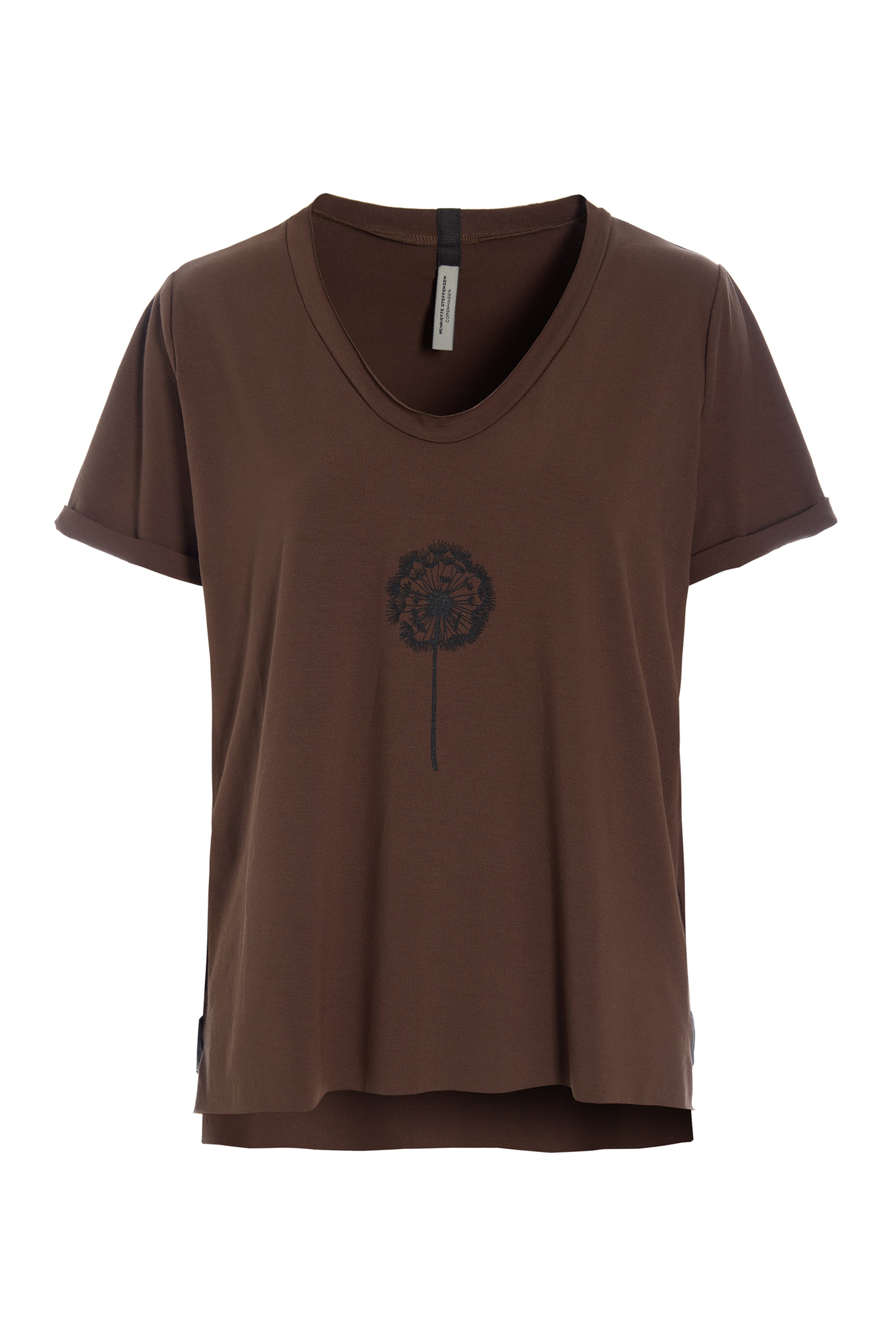 HENRIETTE STEFFENSEN COPENHAGEN V-NECK TEE - 96105 FLOWER T-SHIRTS CHOCOLATE 844