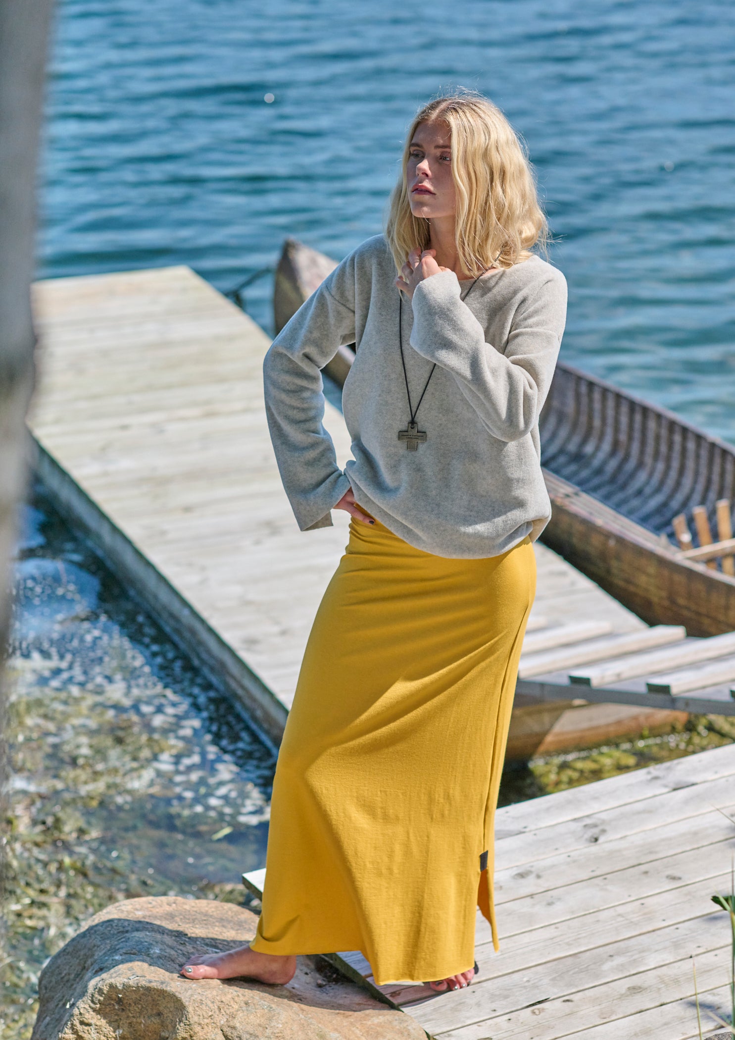 HENRIETTE STEFFENSEN COPENHAGEN BLUSE MIT RUNDEM HALS - 1355 BLUSER SAND 805