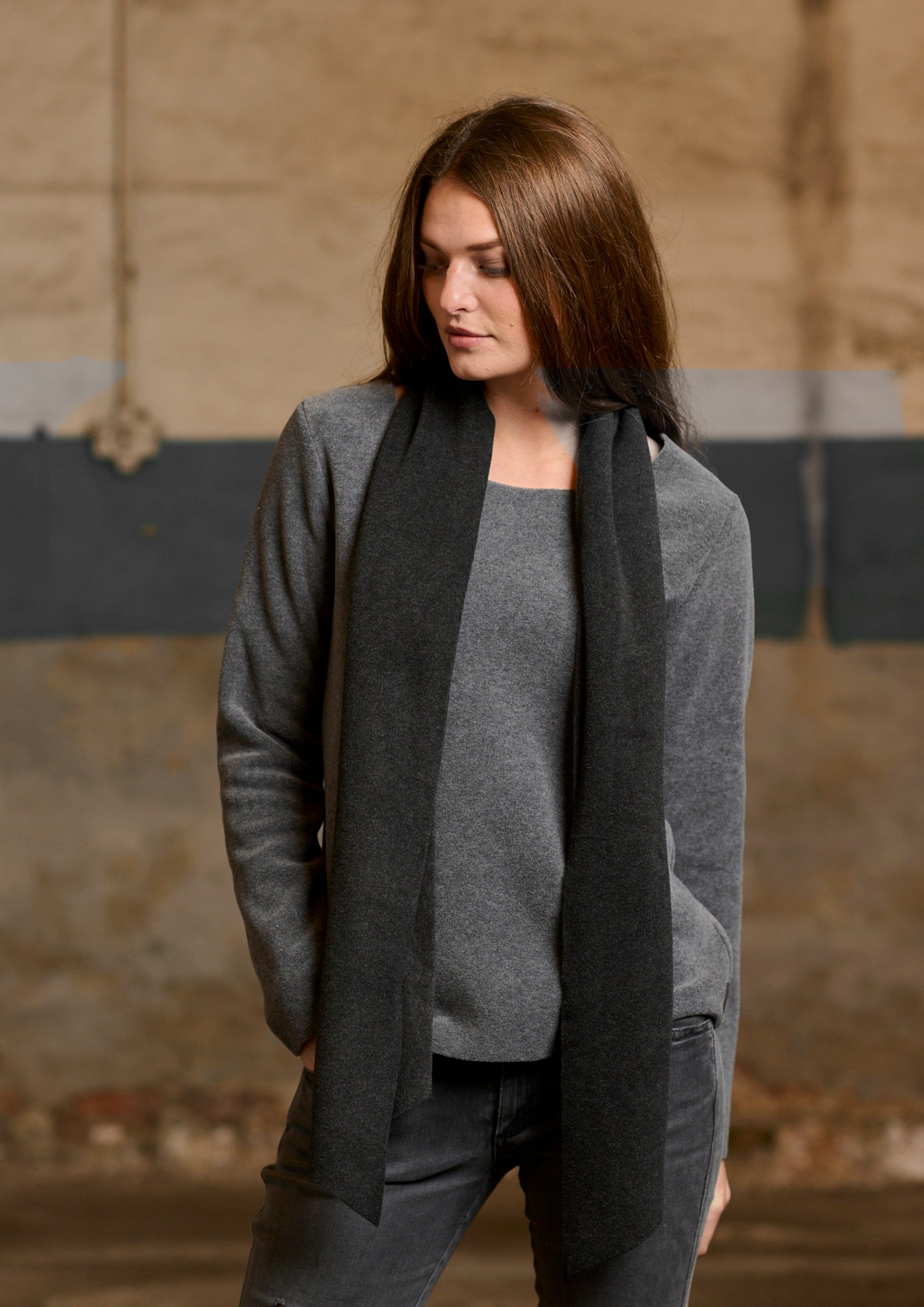 HENRIETTE STEFFENSEN COPENHAGEN BLUSE MIT SCHAL - 1325 BLUSER GREY/SOFT BLACK 647