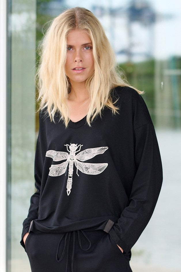 HENRIETTE STEFFENSEN COPENHAGEN BLUSE M/ GRAFIKDRUCK - 96068 BLUSER BLACK 900