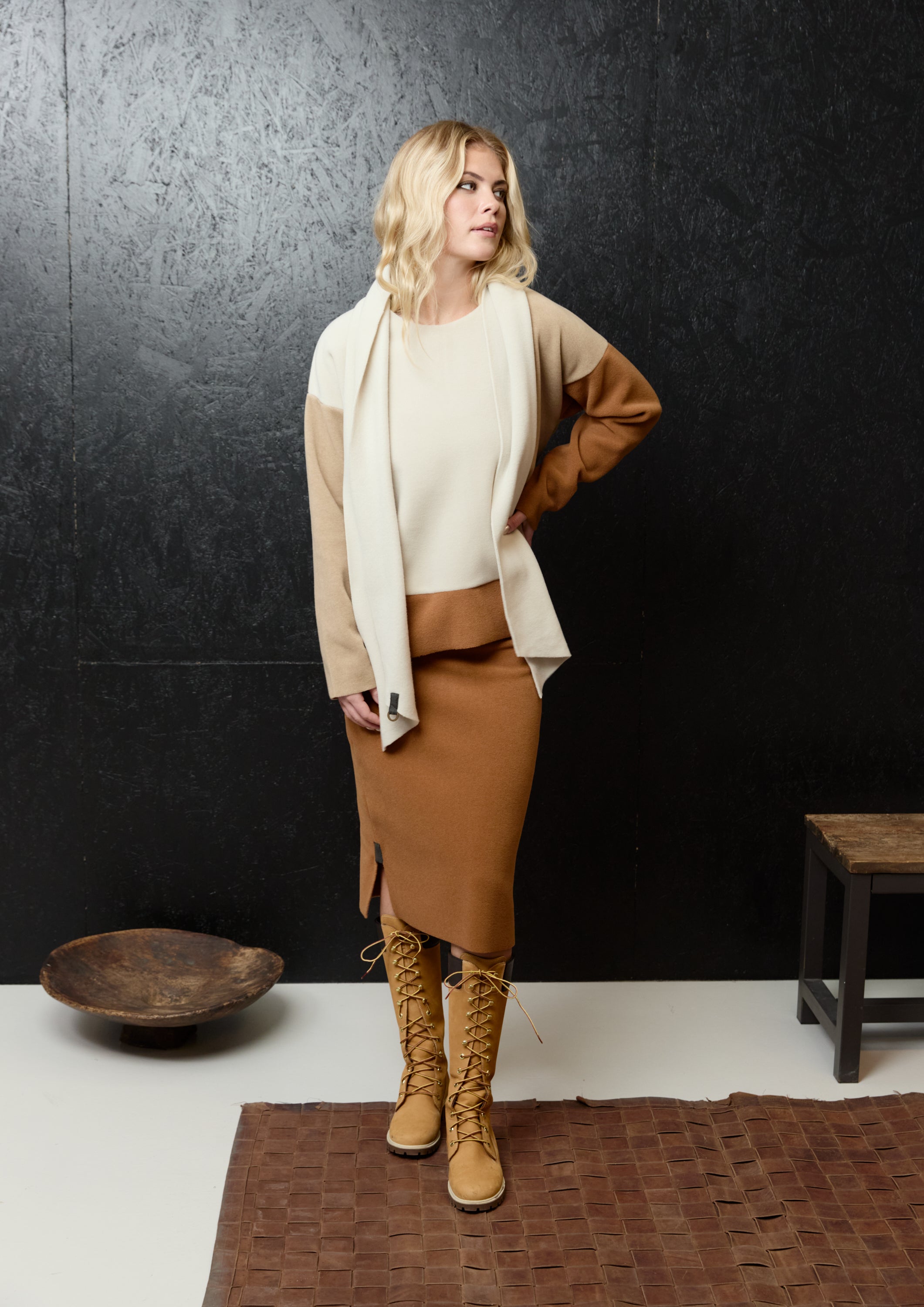 HENRIETTE STEFFENSEN COPENHAGEN BLUSE PATCH MIT SCHAL - 1412 BLUSER CAMEL/KIT/RUST 442