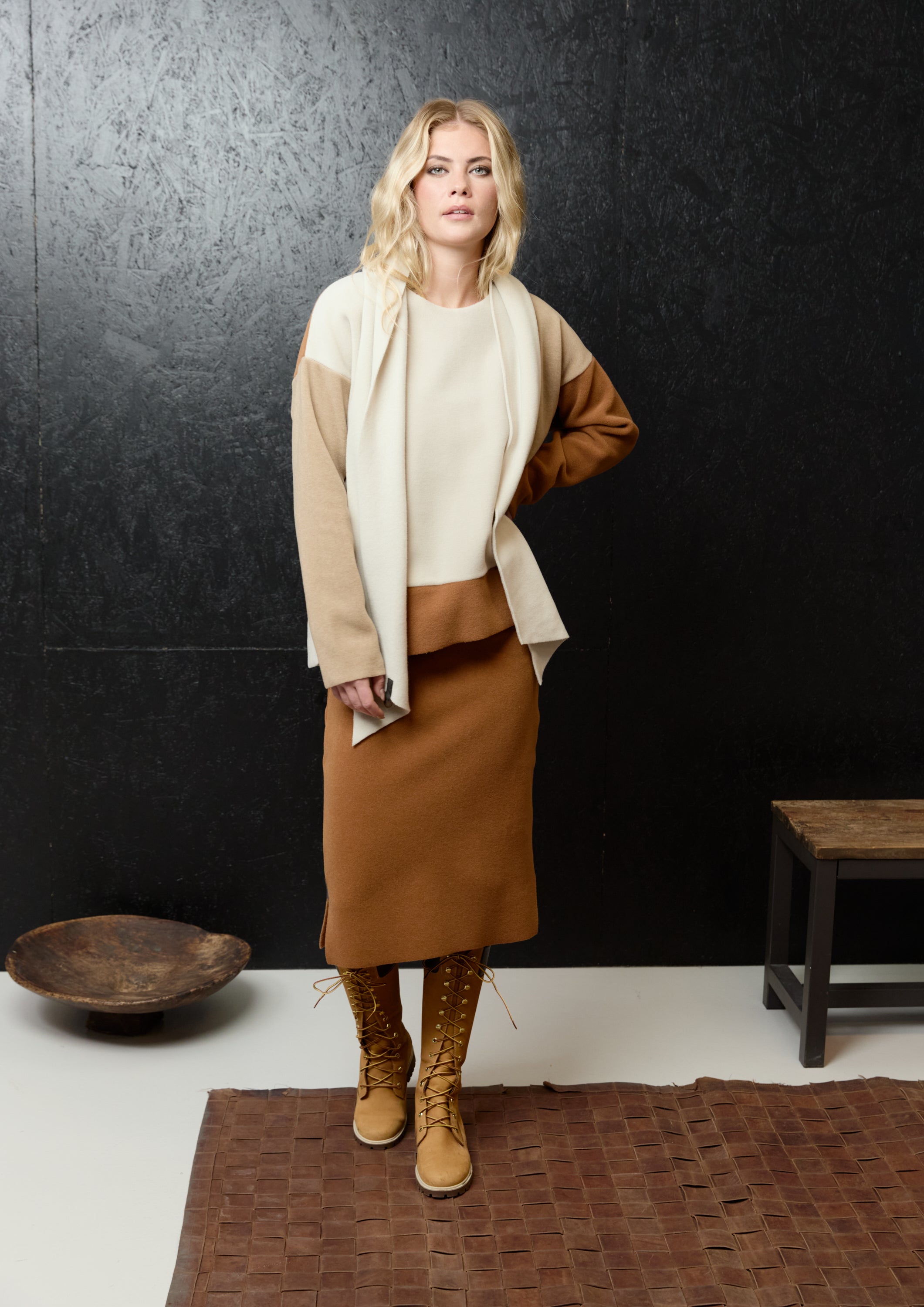 HENRIETTE STEFFENSEN COPENHAGEN BLUSE PATCH MIT SCHAL - 1412 BLUSER CAMEL/KIT/RUST 442