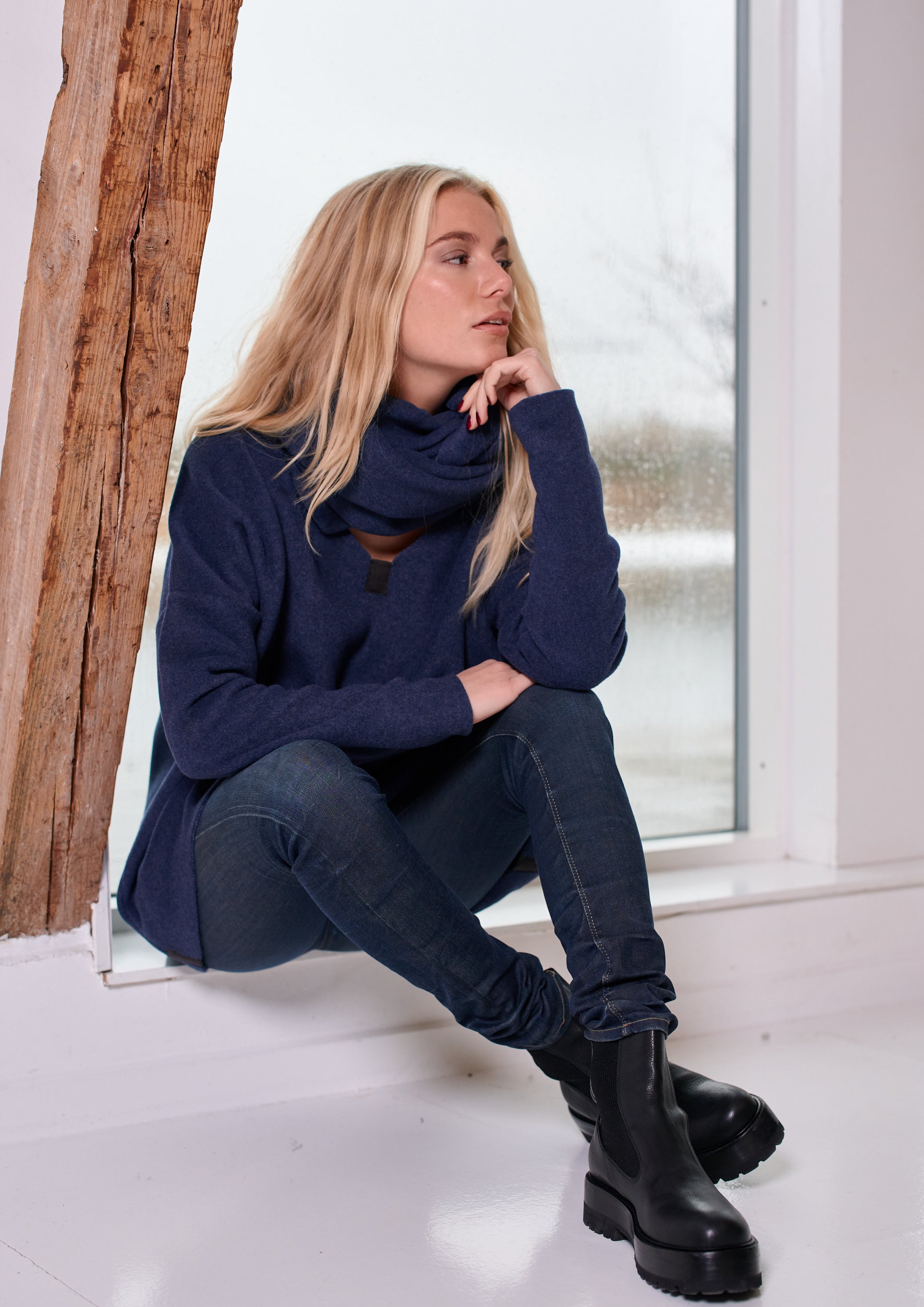 HENRIETTE STEFFENSEN COPENHAGEN BLUSE V-AUSSCHNITT - 1336 BLUSER DENIM 767