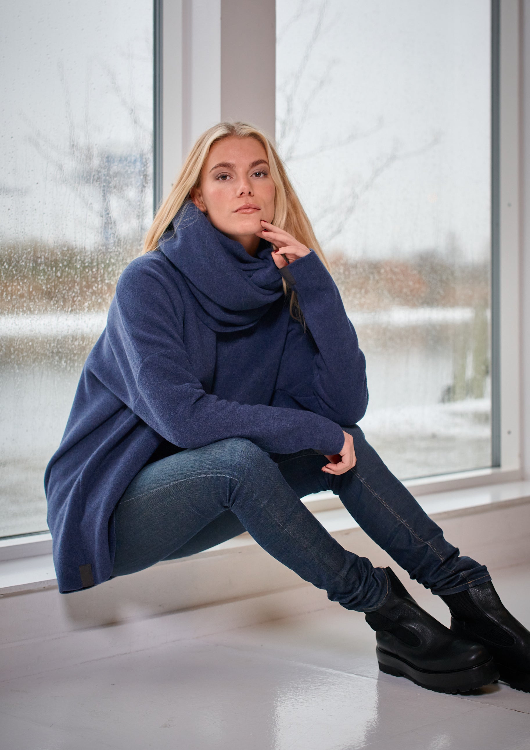 HENRIETTE STEFFENSEN COPENHAGEN BLUSE V-AUSSCHNITT - 1336 BLUSER DENIM 767
