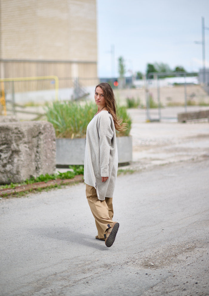 HENRIETTE STEFFENSEN COPENHAGEN BLUSE V-AUSSCHNITT - 1367 TUNICS SAND 805