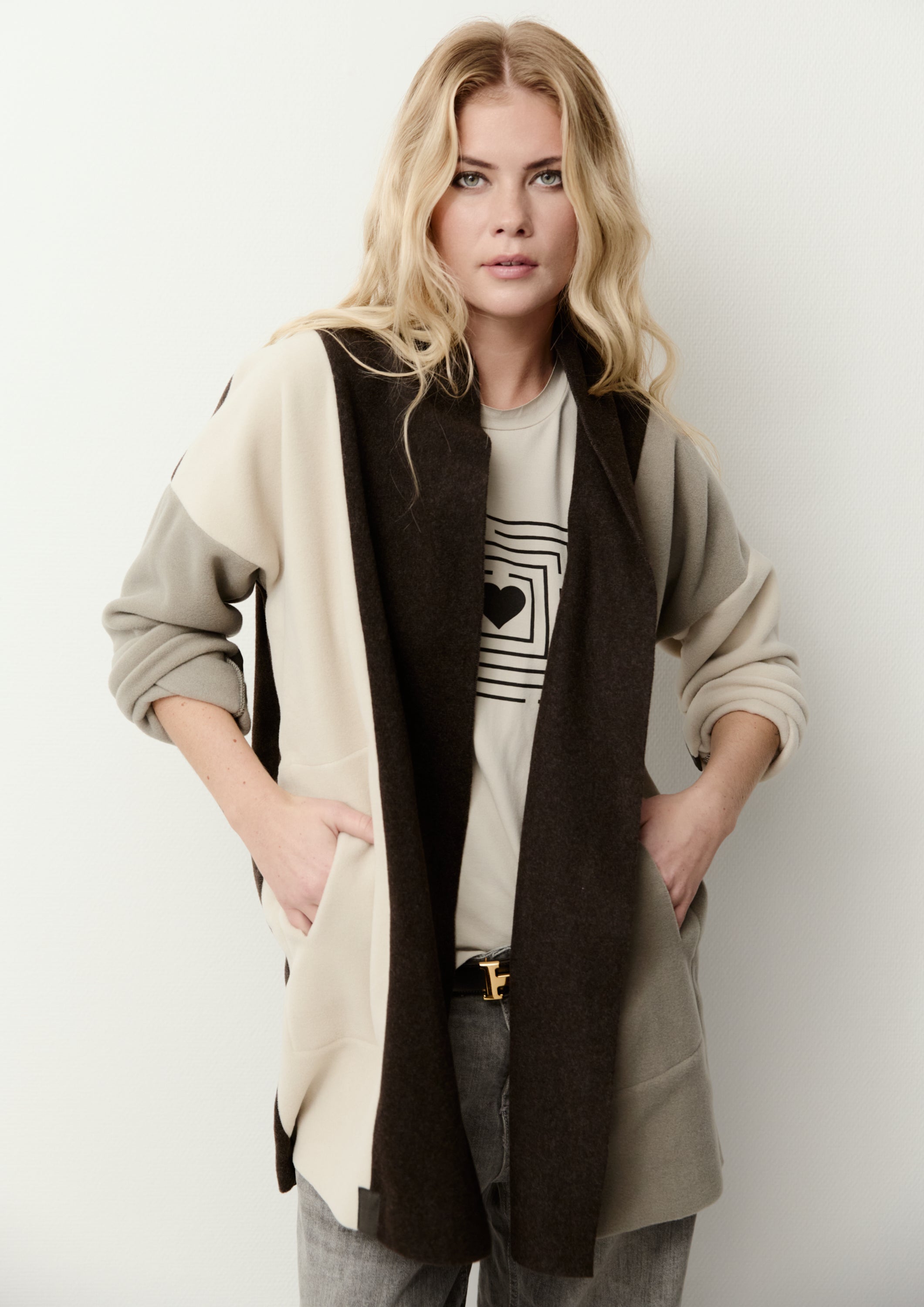 HENRIETTE STEFFENSEN COPENHAGEN CARDIGAN PATCH - 7172 CARDIGANS CHOCOLATE/ELEPH/KIT 324