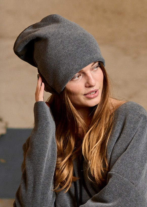HENRIETTE STEFFENSEN COPENHAGEN DOPPELT GEFALTETER HUT - 5037 HATS GREY 905