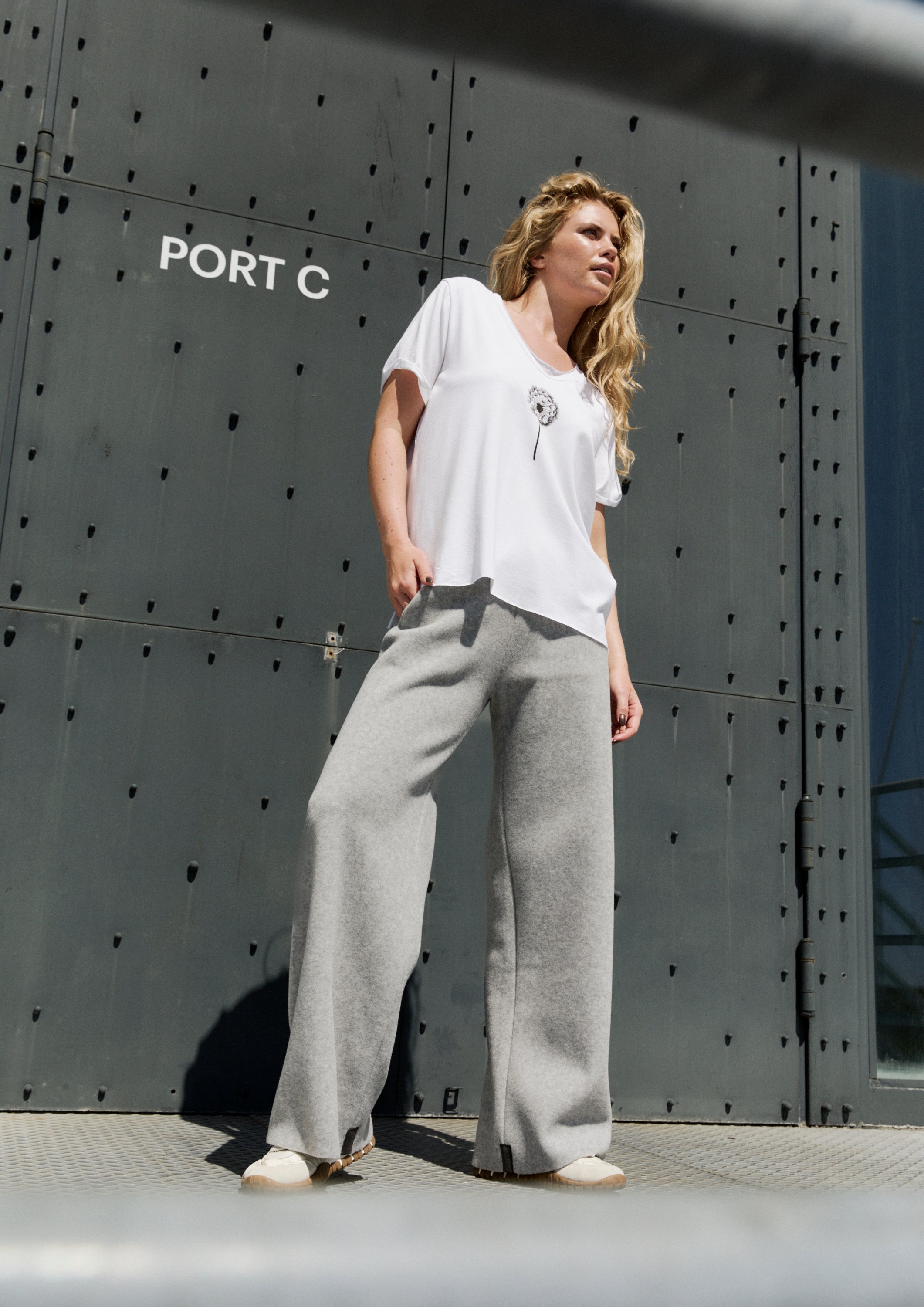 HENRIETTE STEFFENSEN COPENHAGEN FLARE HOSEN - 2116 BUKSER LIGHT GREY 876