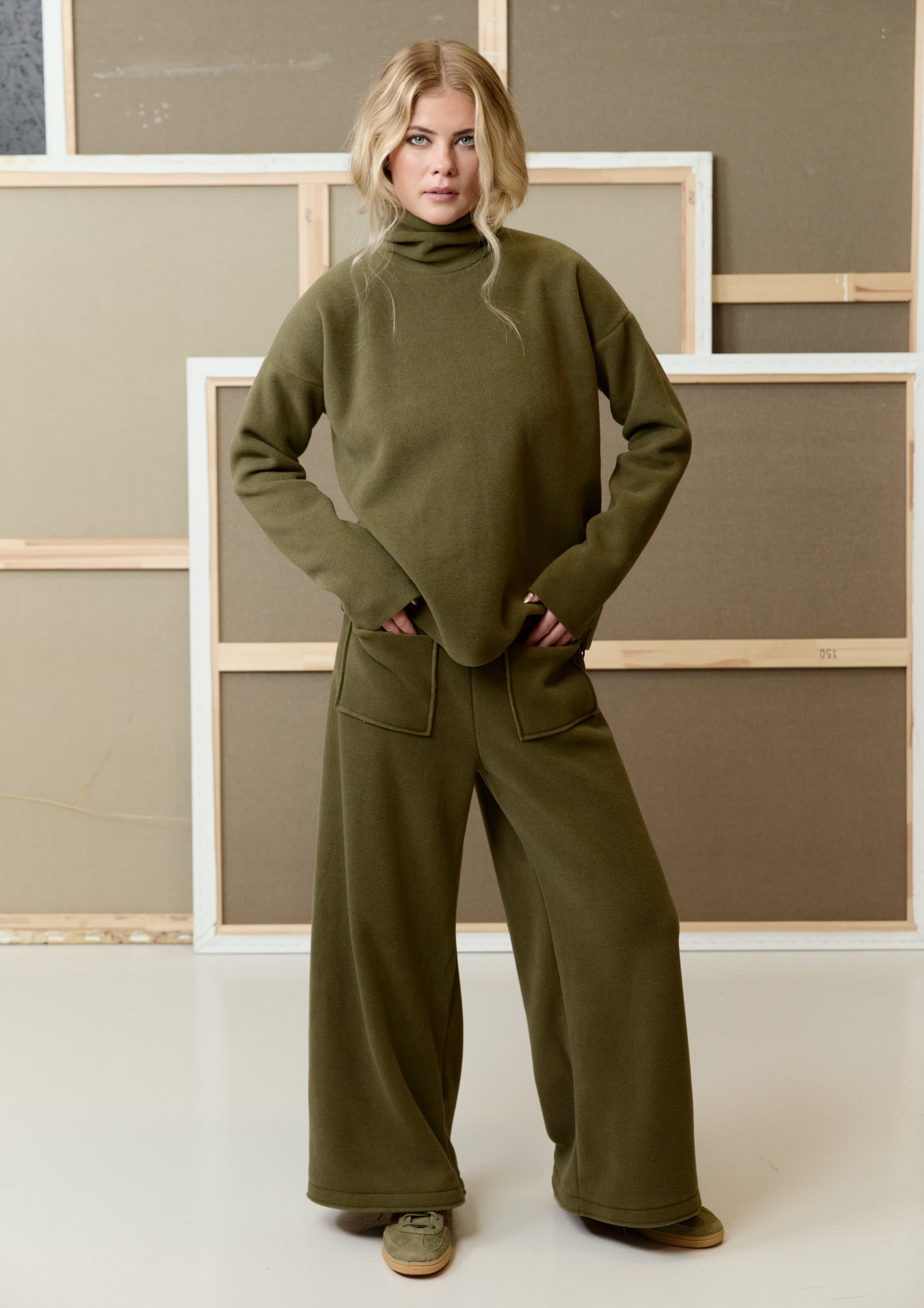 HENRIETTE STEFFENSEN COPENHAGEN FLARE HOSEN 3/4 LÄNGE - 2124 BUKSER MOSS 611