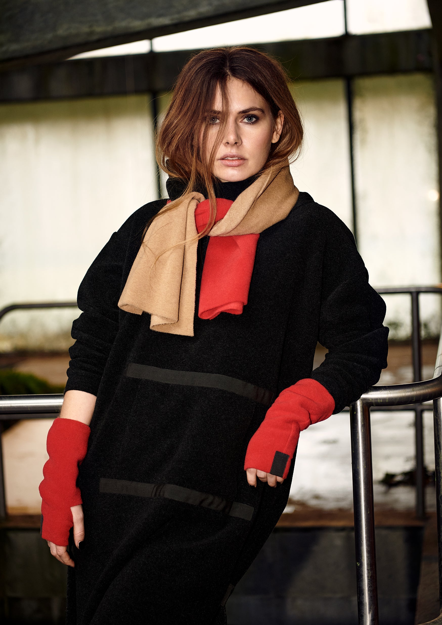 HENRIETTE STEFFENSEN COPENHAGEN HANDGELENK-WÄRMER - 6022 WRIST WARMERS RED 407