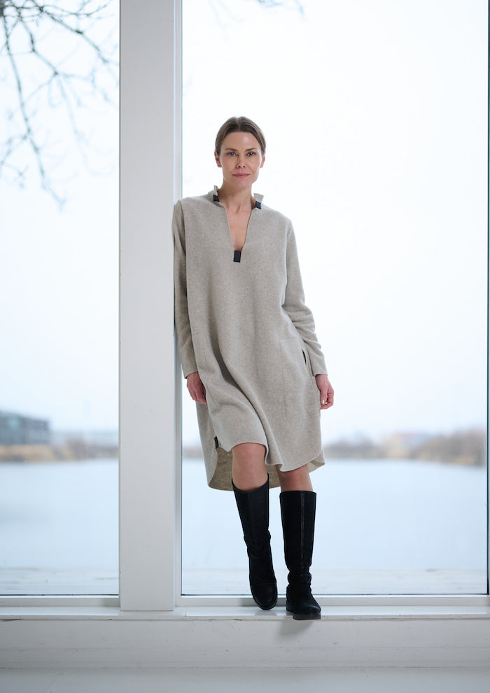 HENRIETTE STEFFENSEN COPENHAGEN KLEID - 3250 KJOLER SAND 805