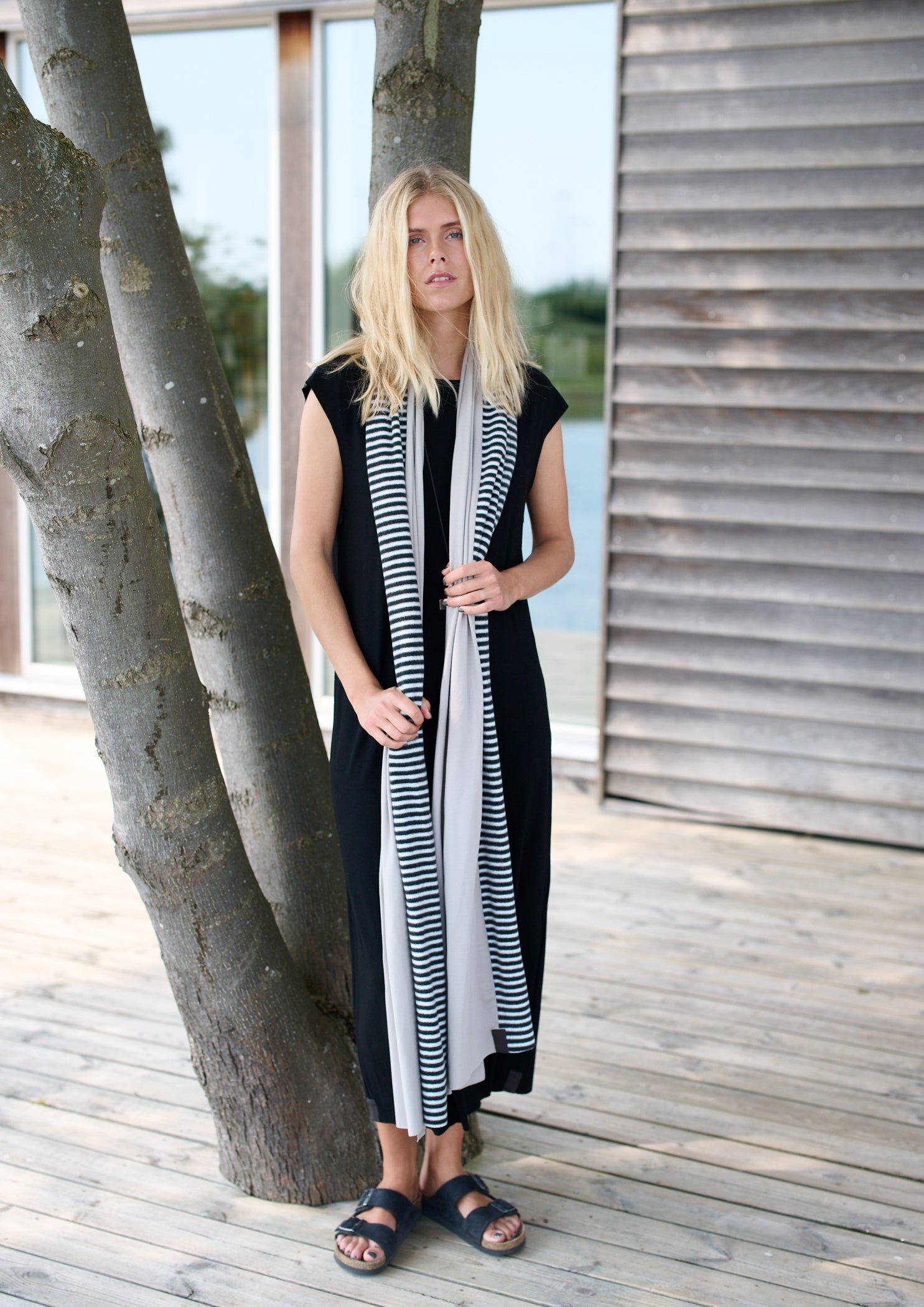 HENRIETTE STEFFENSEN COPENHAGEN KLEID M/SCHMUCK- 98044 KJOLER BLACK 900