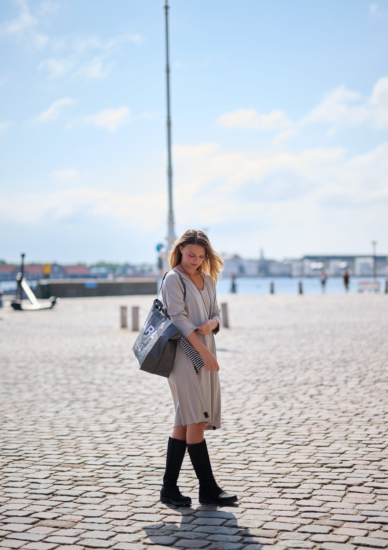 HENRIETTE STEFFENSEN COPENHAGEN KLEID OVERSIZE - 98043 KJOLER SAND 805