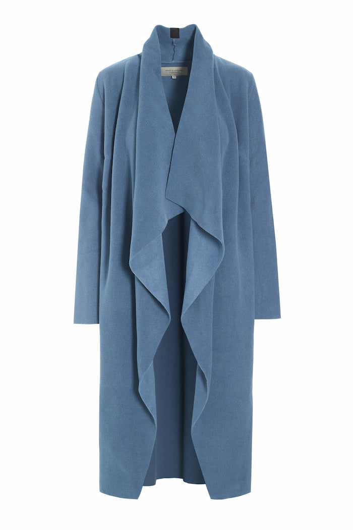 HENRIETTE STEFFENSEN COPENHAGEN LANGE CARDIGAN M/ "WASSERFALL" - 7131 CARDIGANS DUSTY BLUE 794