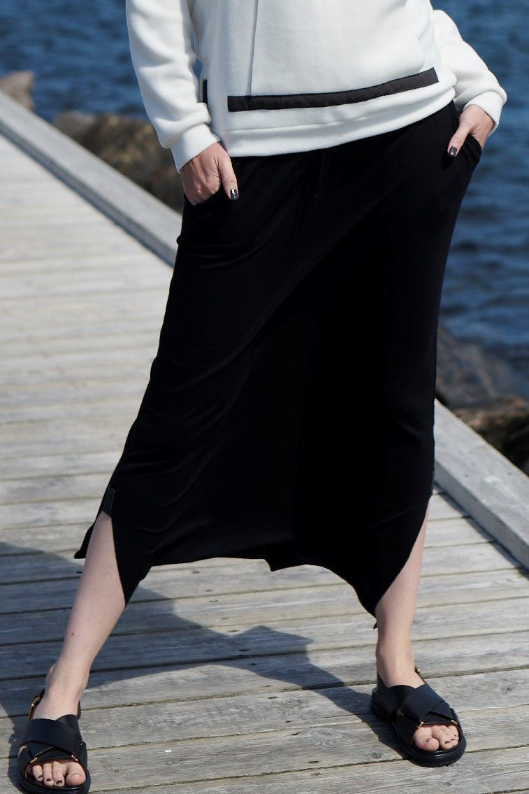 HENRIETTE STEFFENSEN COPENHAGEN LANGE ROCK - 98041 NEDERDELE BLACK 900