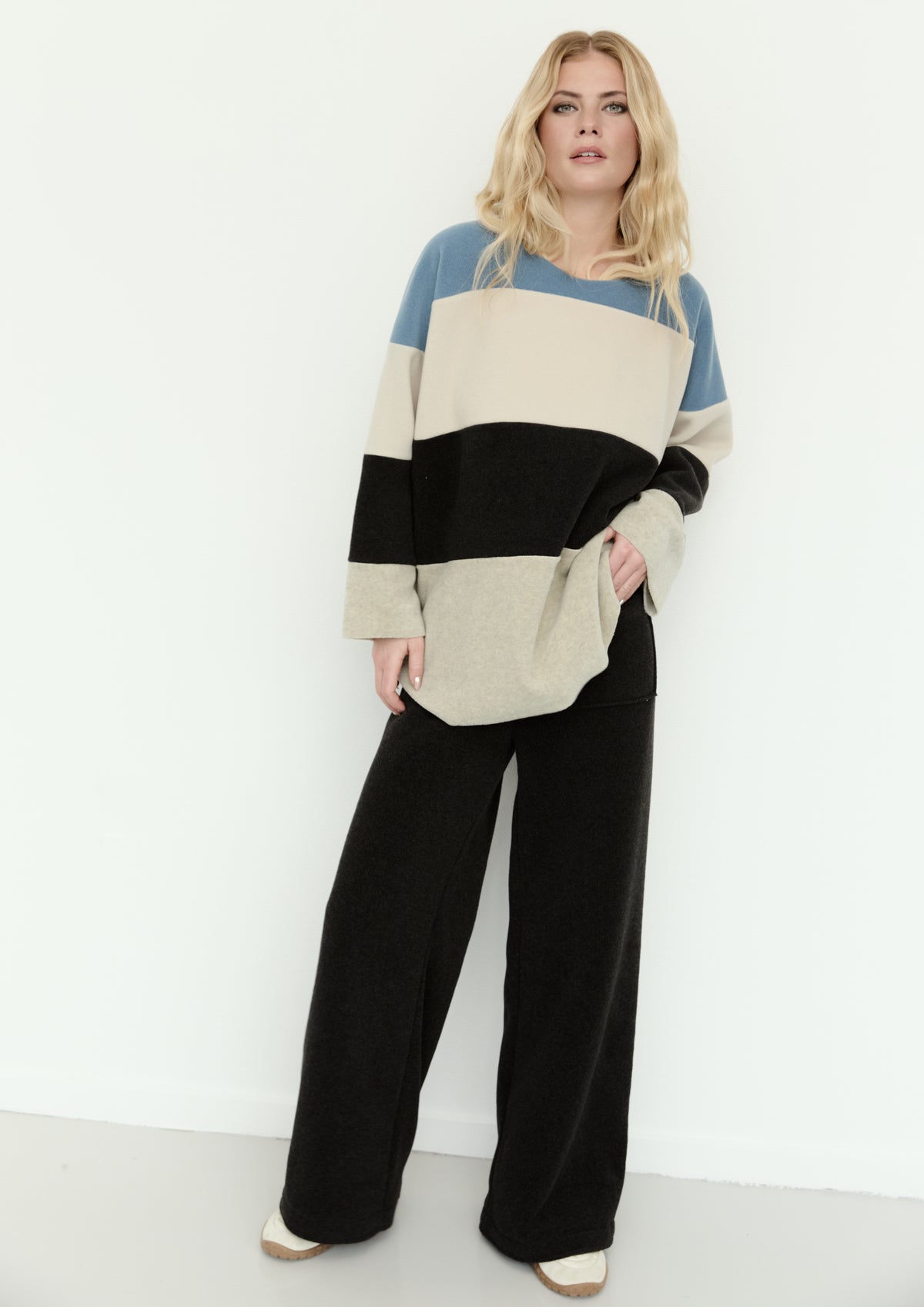 HENRIETTE STEFFENSEN COPENHAGEN MIX BLUSE - 1417 BLUSER COOL COLORS GREY 475