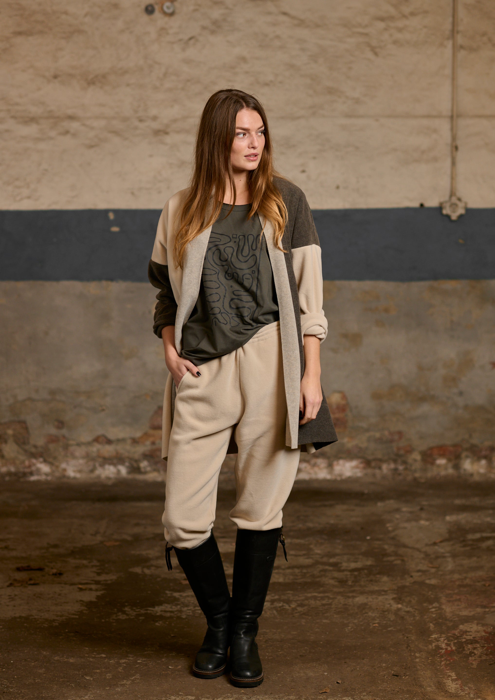 HENRIETTE STEFFENSEN COPENHAGEN NO WASTE CARDIGAN  - 7175 CARDIGANS BARK/KIT/SAND 645