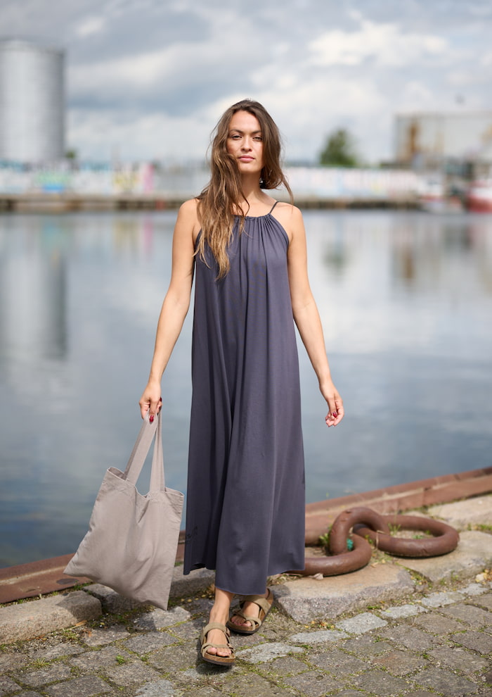 HENRIETTE STEFFENSEN COPENHAGEN NO WASTE TRÄGERKLEID LANG - 98062NW KJOLER DEEP BLUE 502