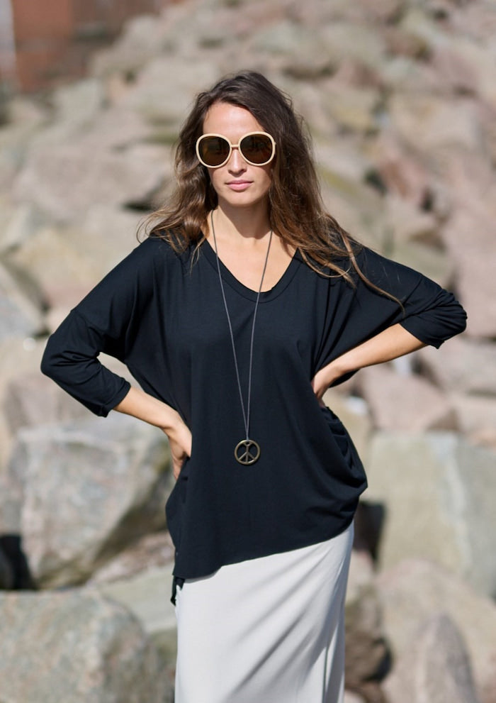 HENRIETTE STEFFENSEN COPENHAGEN OVERSIZED BLUSE V-AUSSCHNITT - 96078 BLUSER BLACK 900