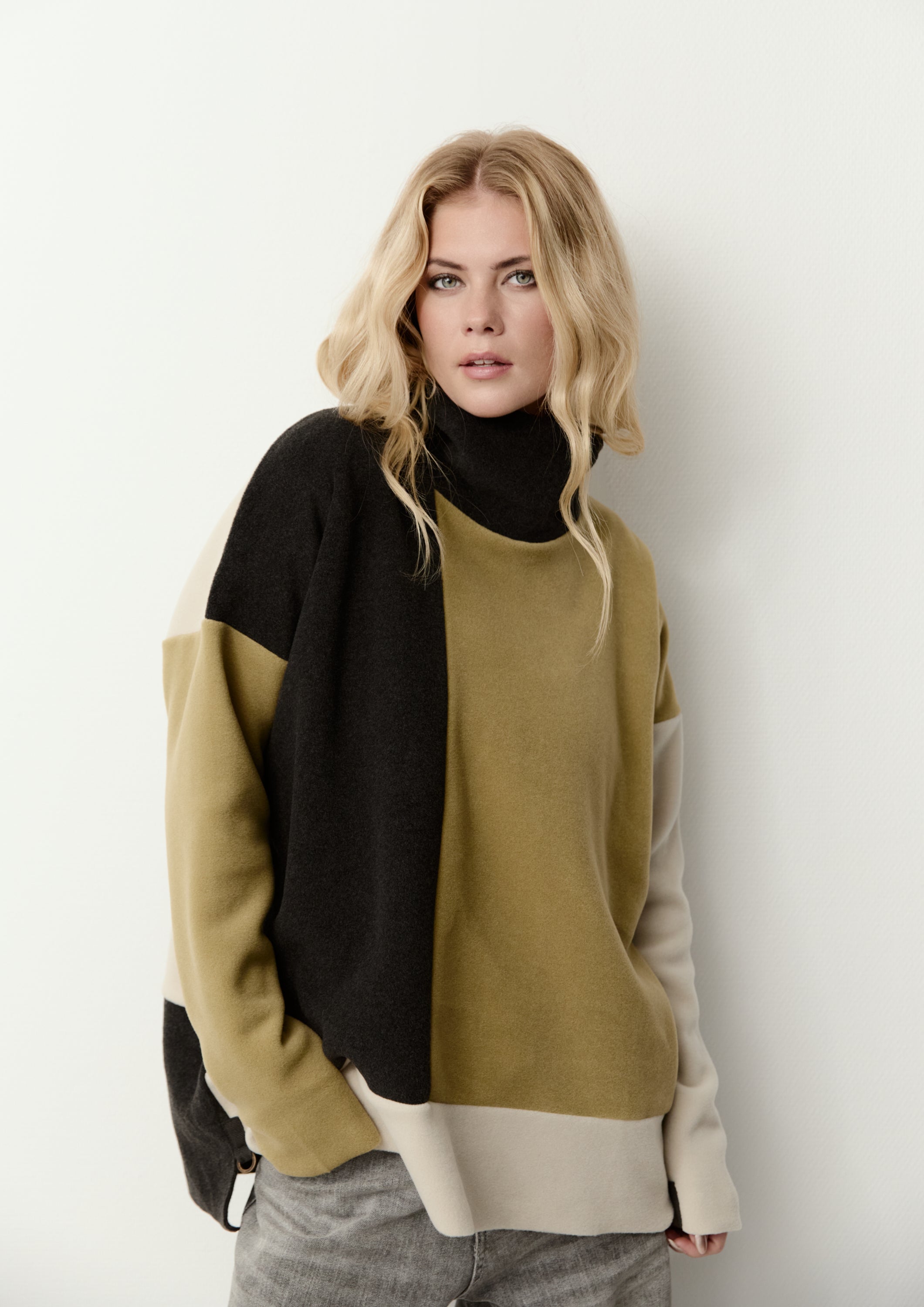 HENRIETTE STEFFENSEN COPENHAGEN PULLOVER PATCH - 1380 BLUSER OLIVE/SB/KIT 327