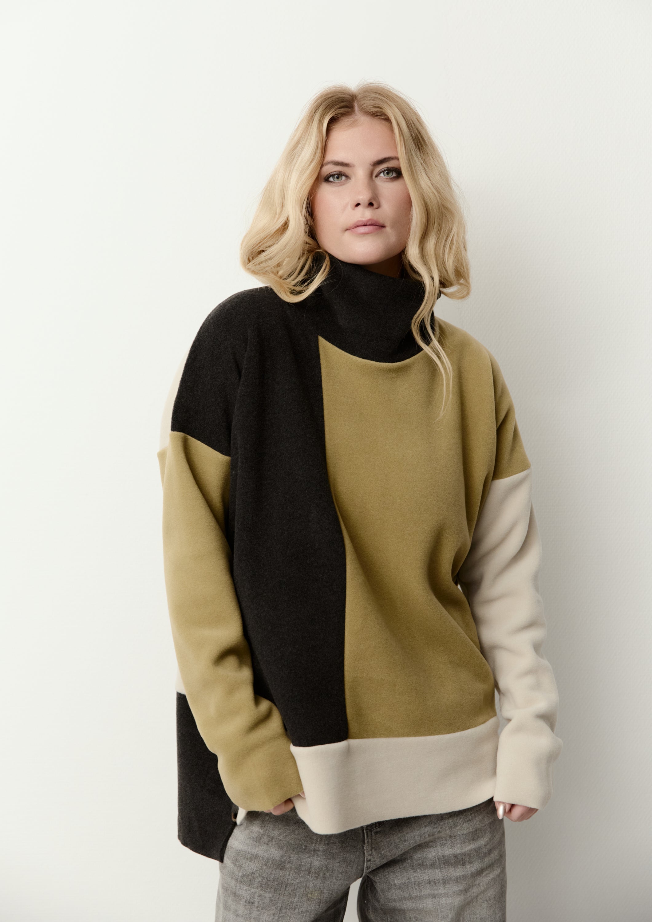 HENRIETTE STEFFENSEN COPENHAGEN PULLOVER PATCH - 1380 BLUSER OLIVE/SB/KIT 327