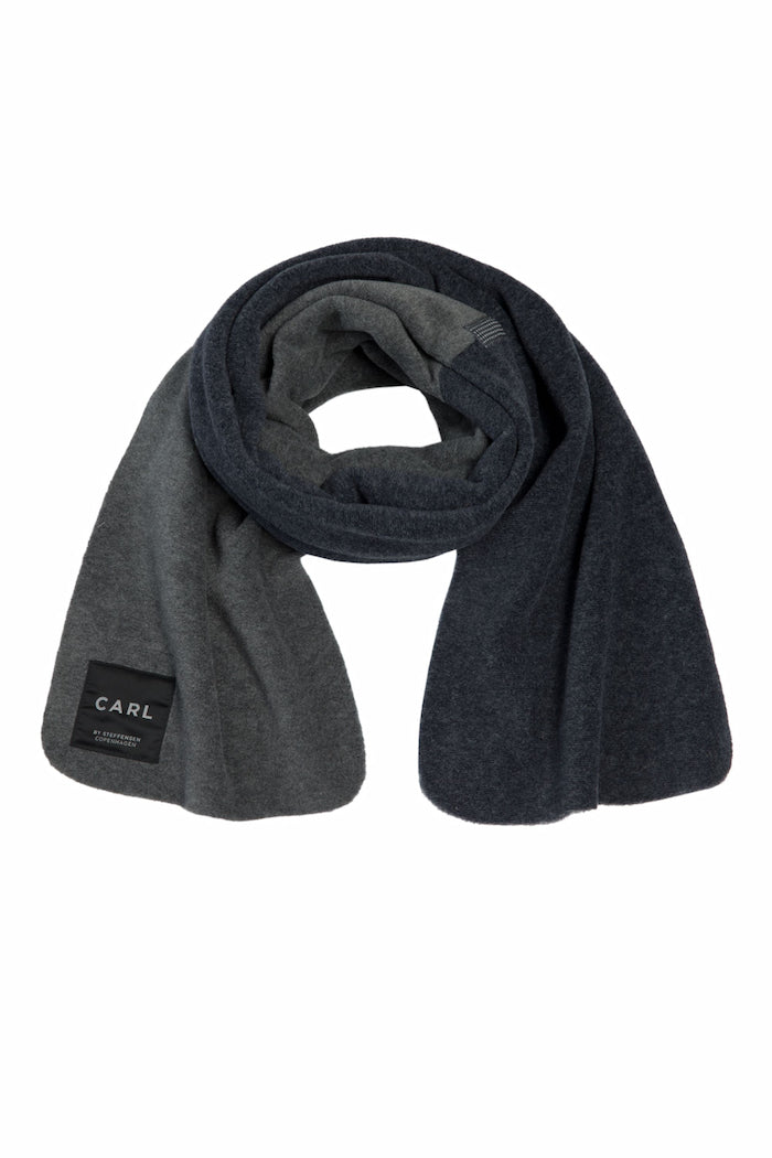 CARL BY STEFFENSEN COPENHAGEN SCHAL AUS WEICHEM FLEECE - 1004C SCARFS GREY/SOFT BLACK 647