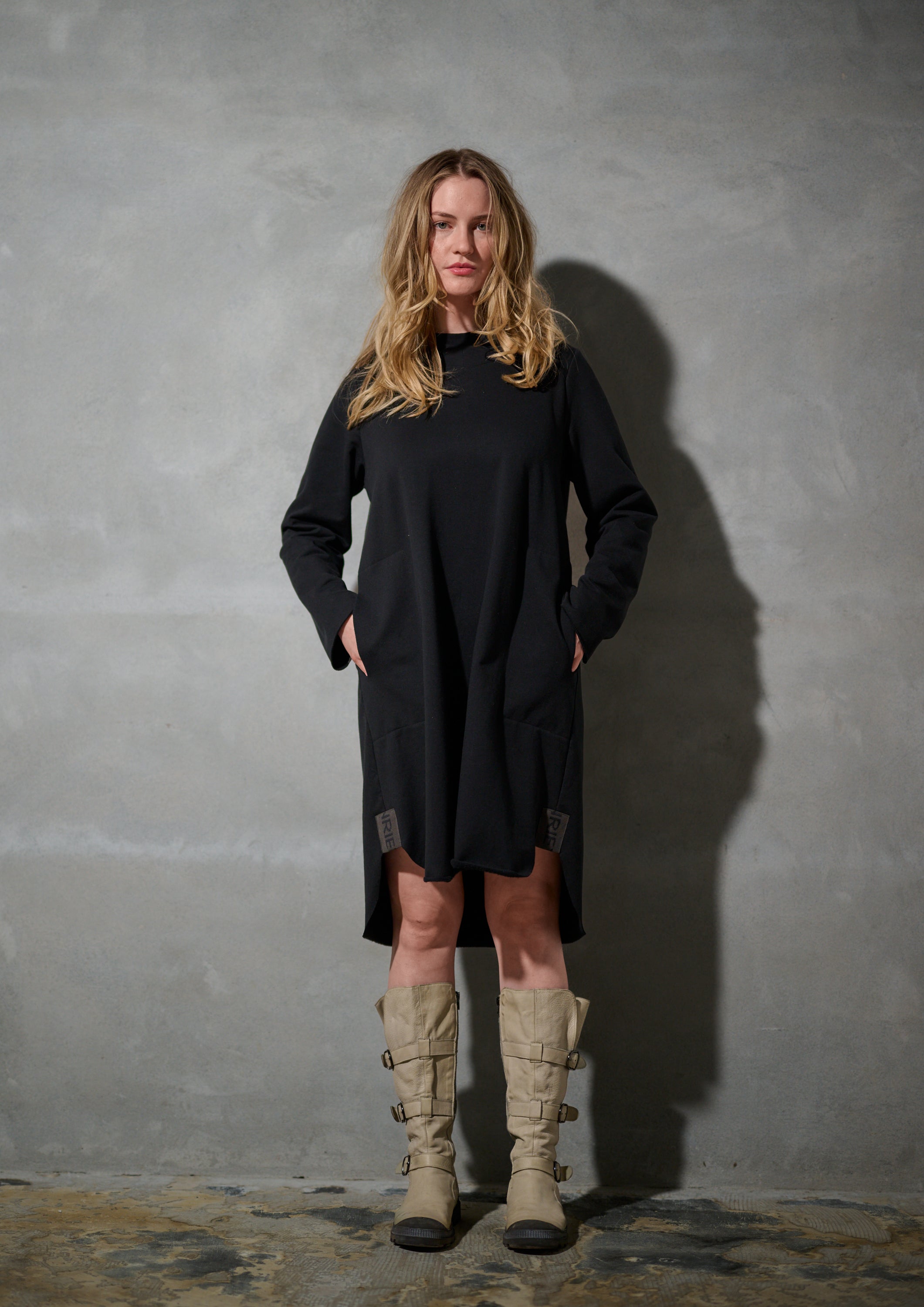 HENRIETTE STEFFENSEN COPENHAGEN SWEAT KLEID - 73011 KJOLER BLACK 900