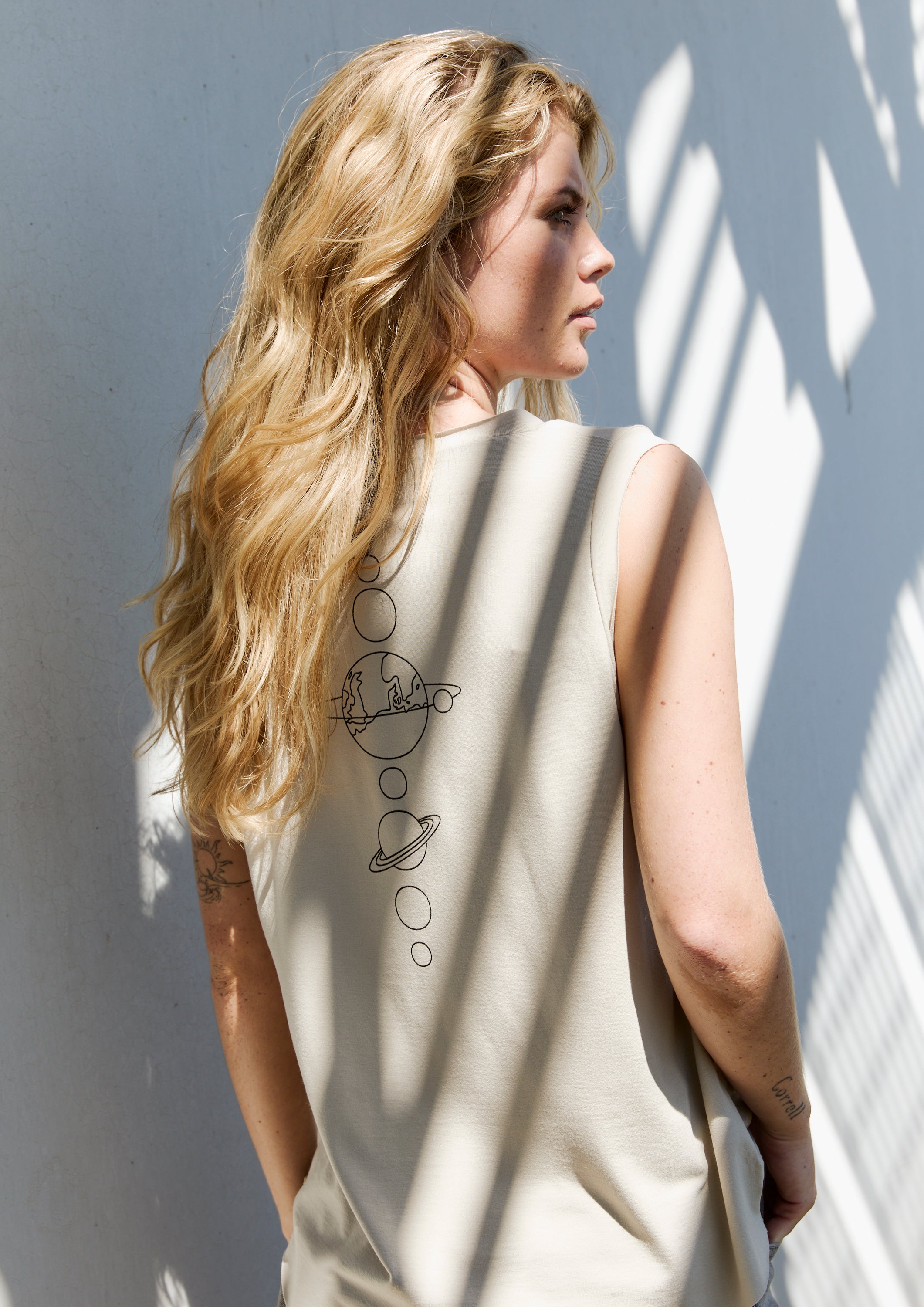 HENRIETTE STEFFENSEN COPENHAGEN TOP V-AUSSCHNITT - 96102 EARTH T-SHIRTS KIT 831