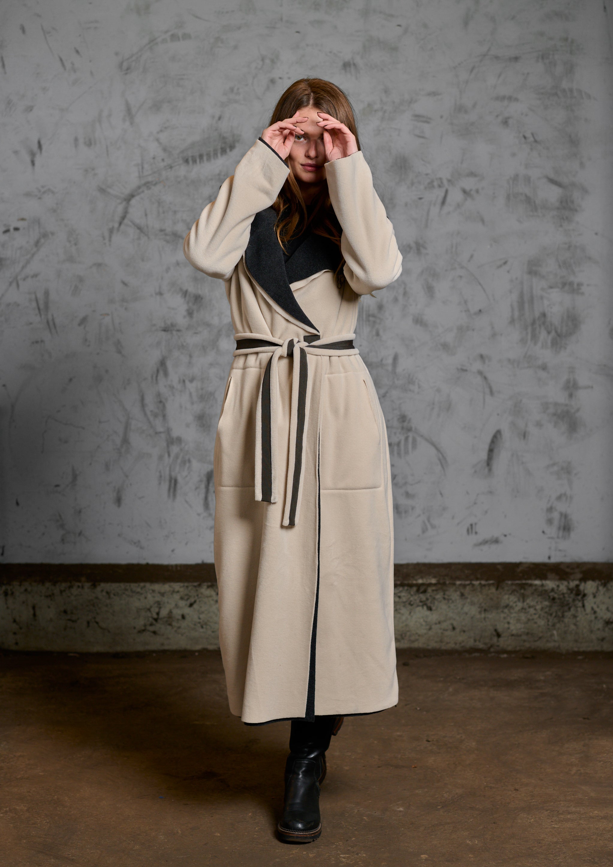 HENRIETTE STEFFENSEN COPENHAGEN TRENCHCOAT AUS DOPPELLAGIGEM FLEECE - 7145 COATS KIT/SOFT BLACK 642