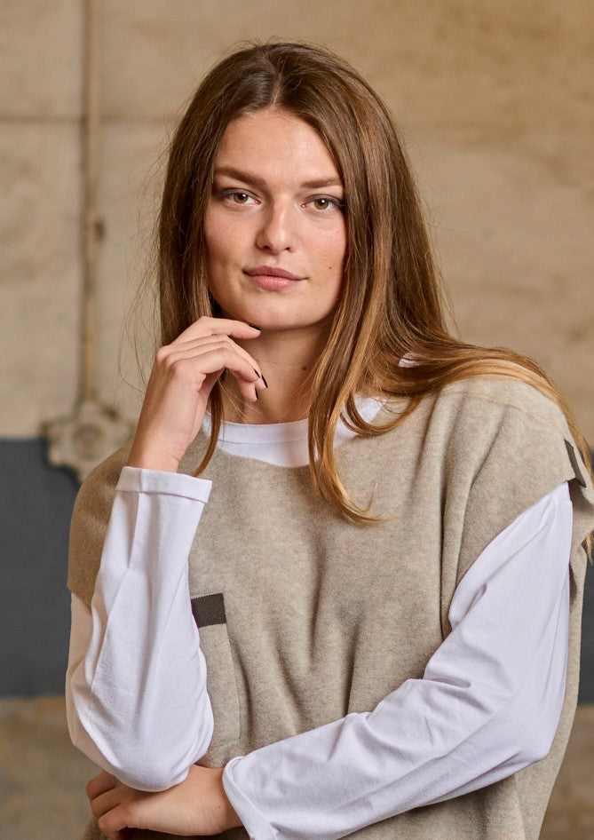 HENRIETTE STEFFENSEN COPENHAGEN WESTEN  - 1353 VESTS SAND 805
