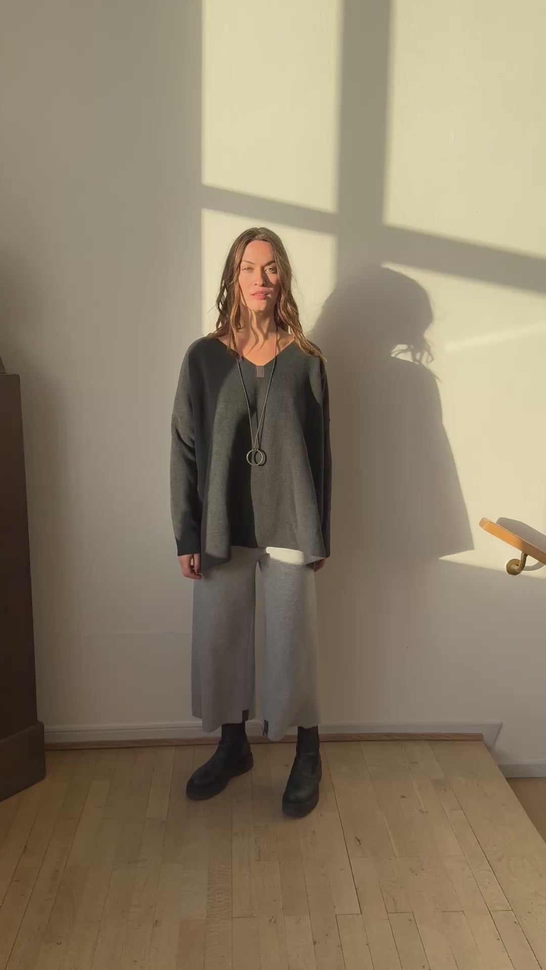 HENRIETTE STEFFENSEN COPENHAGEN FLARE HOSEN 3/4 LÄNGE - 2115 BUKSER LIGHT GREY 876