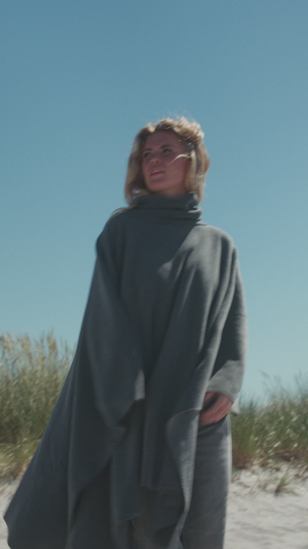 HENRIETTE STEFFENSEN COPENHAGEN LOUNGE PONCHO DAMEN - 4081 PONCHOS GREY 905