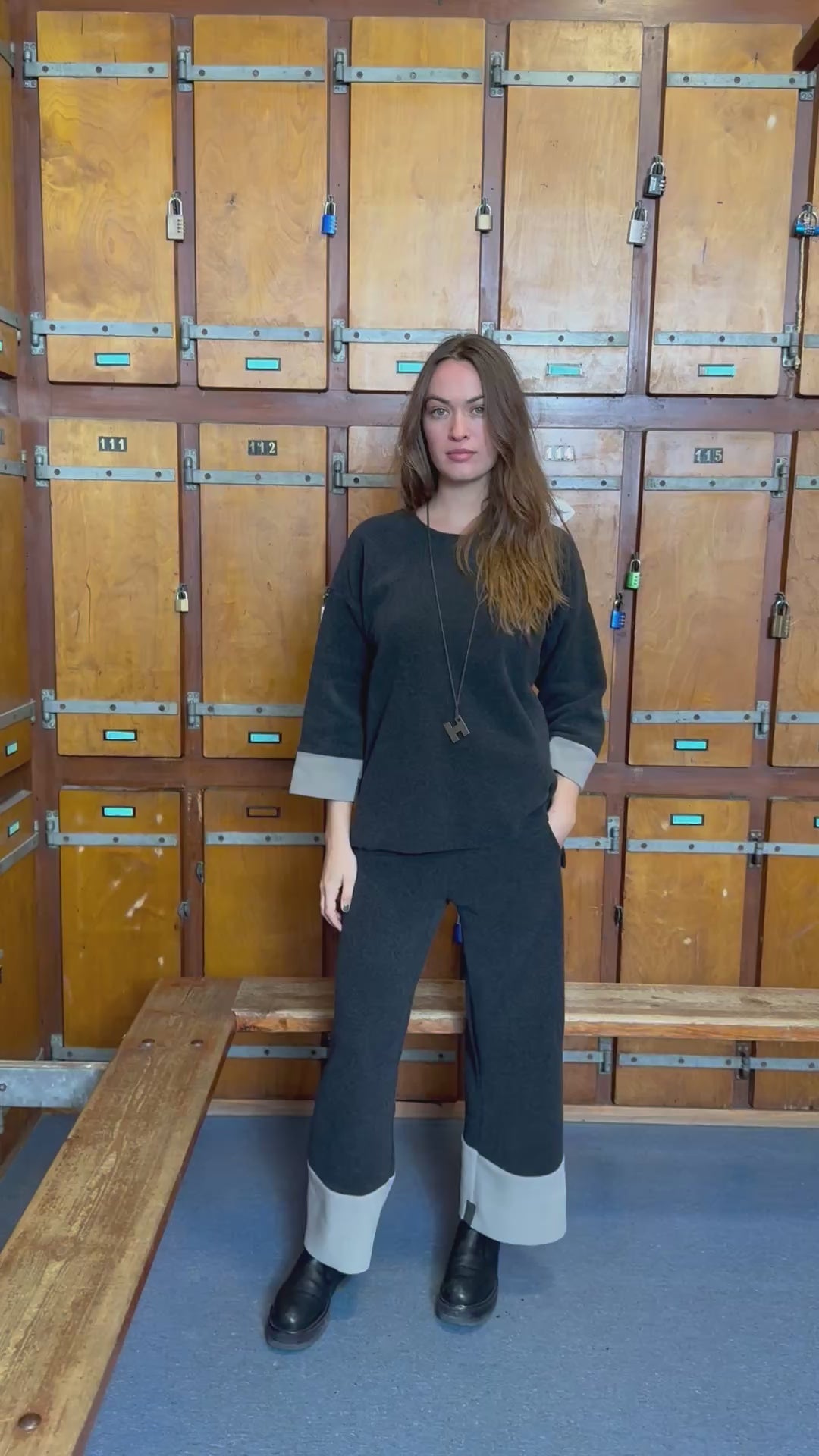 HENRIETTE STEFFENSEN COPENHAGEN BLUSE 2 FARBIGE - 1371 BLUSER SB/ELEPHANT 325